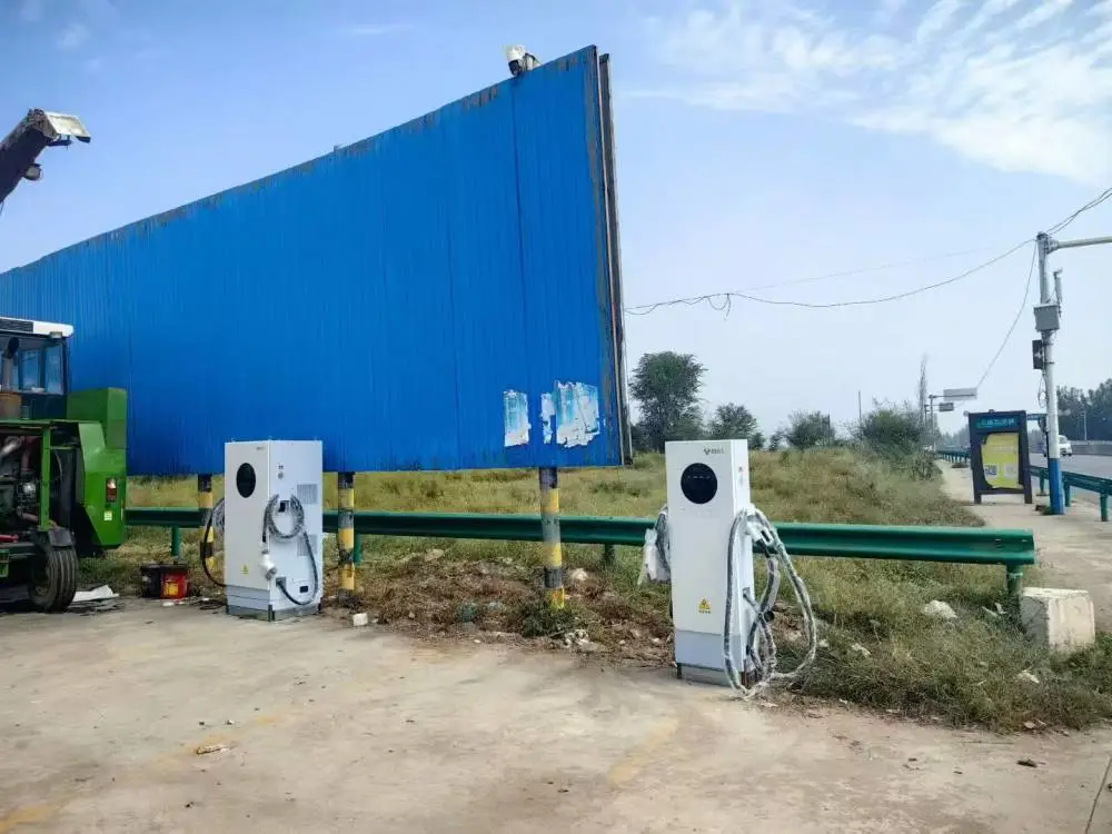 公牛 160KW 一拖四子母桩无需加装变压器场地安装更便捷