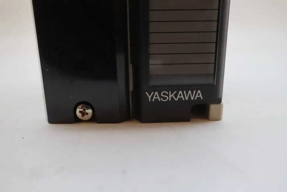 YASKAWA/安川 CACR-SR0***D1KR-Y111 伺服系统 驱动器