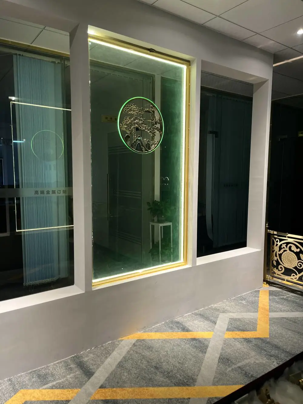 齐齐哈尔别墅楼梯扶手测量仿金铜楼梯