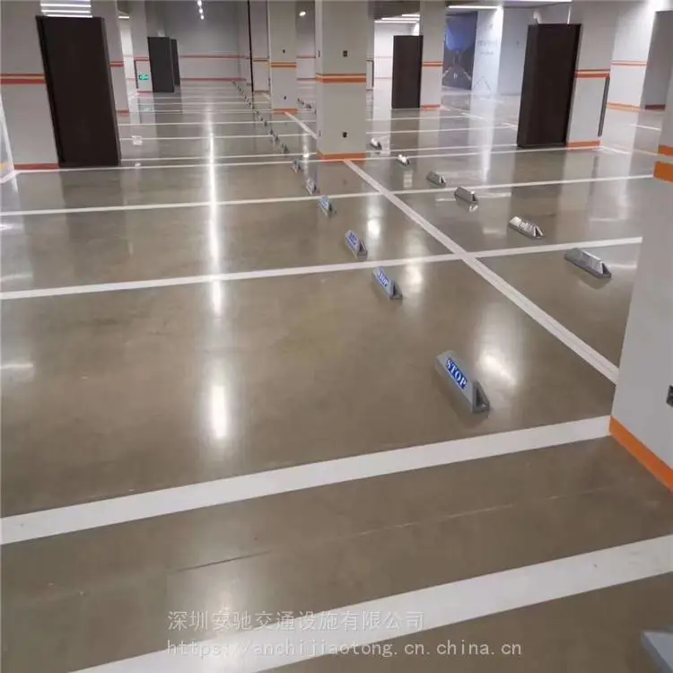 安驰交通专业承接深圳工业区厂房防滑地坪漆 自流平地面施工