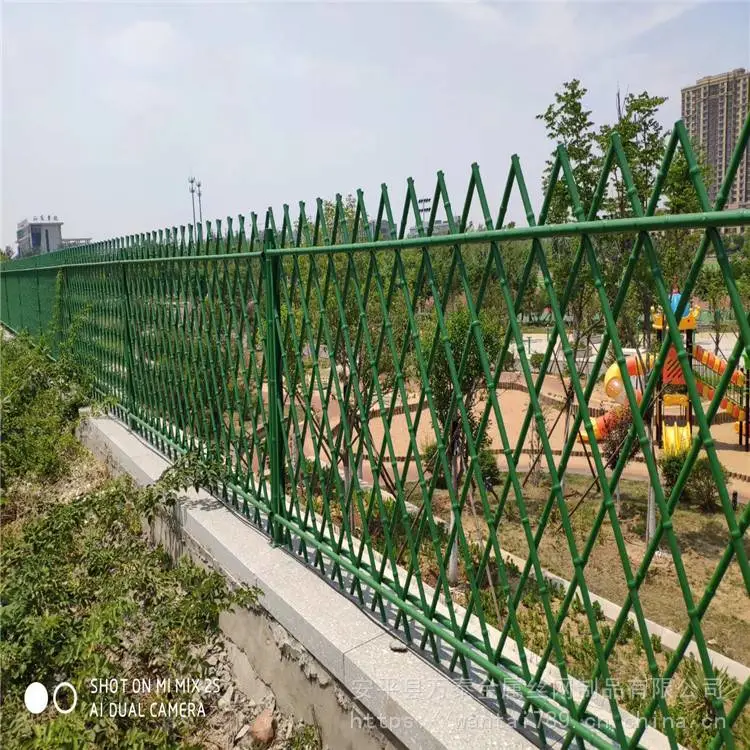 路边绿化篱笆网 仿竹生态篱笆围栏 不锈钢材质栅栏