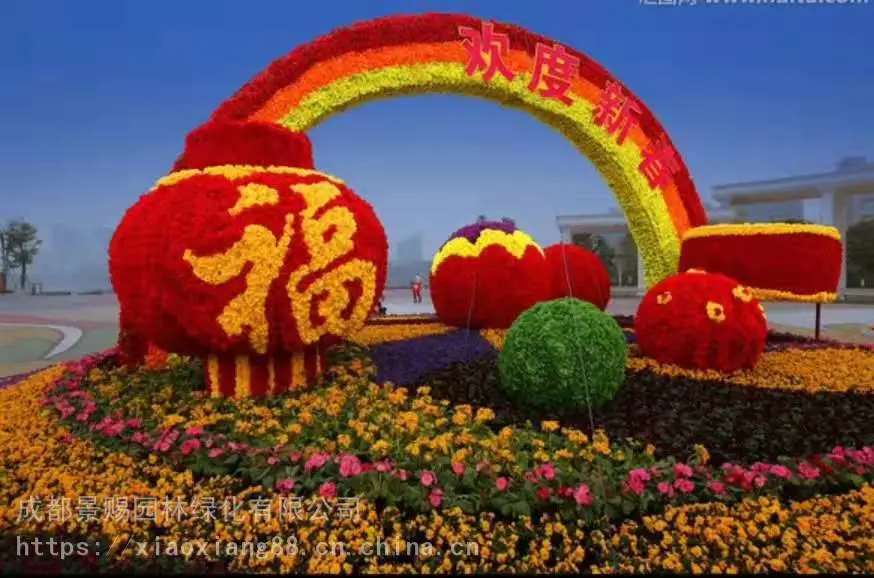 四川成都雕塑厂家 ,春节灯笼造型博物馆门口摆件绿雕