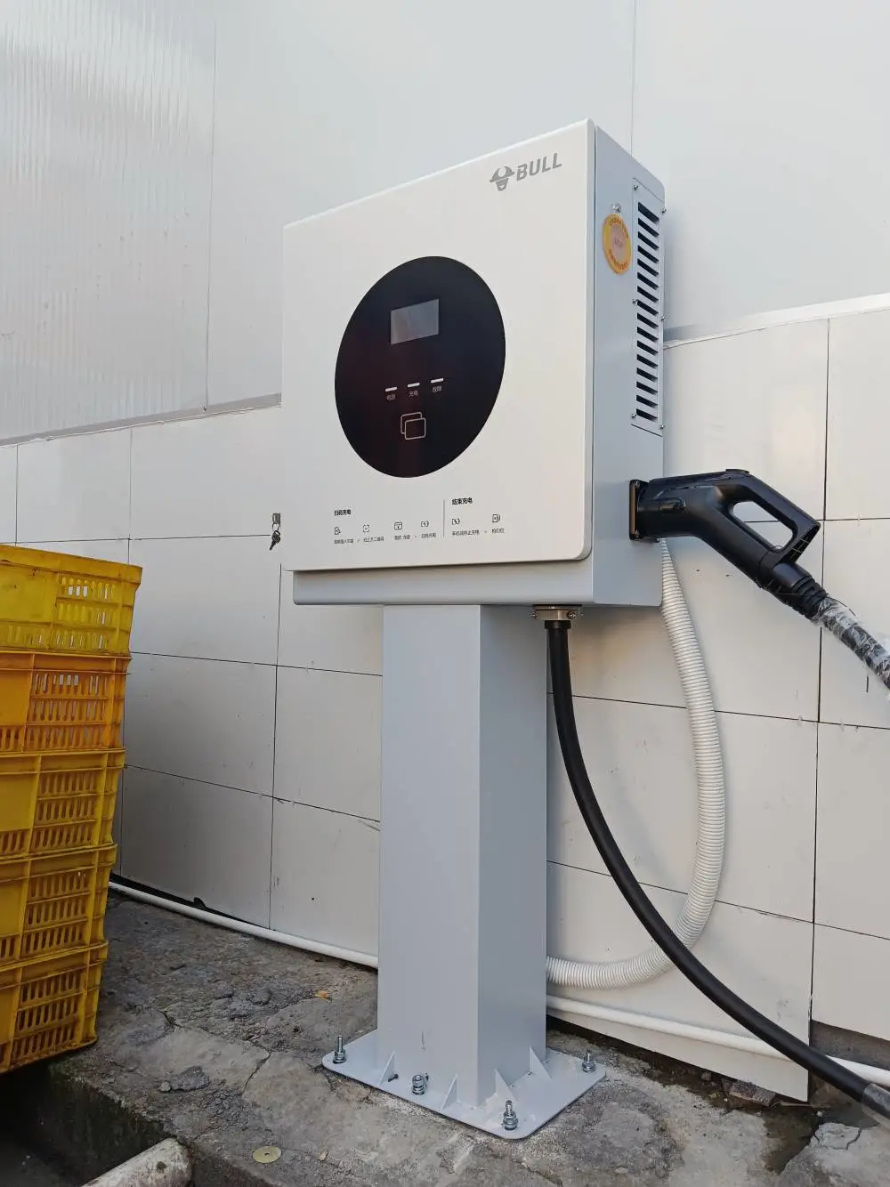公牛 40KW 单枪快充桩 智能防护 安心充电每一天