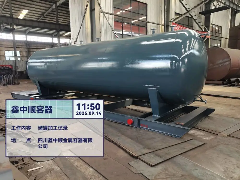 100吨加热保温油罐生产企业 鑫中顺容器定制可以来料加工