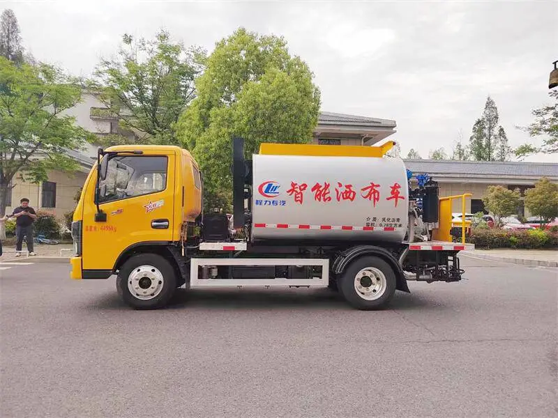 5313同步封层车价格表 云南碎石同步封层车报价