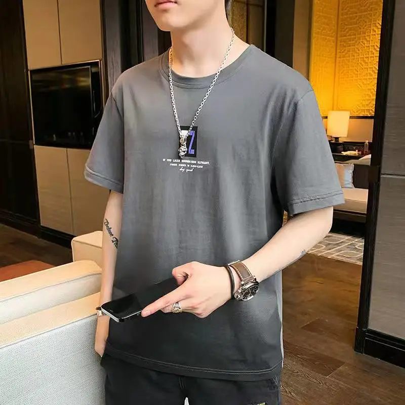 贵州安顺紫云外贸服装行业外贸男装T恤衫批发服装批发市场