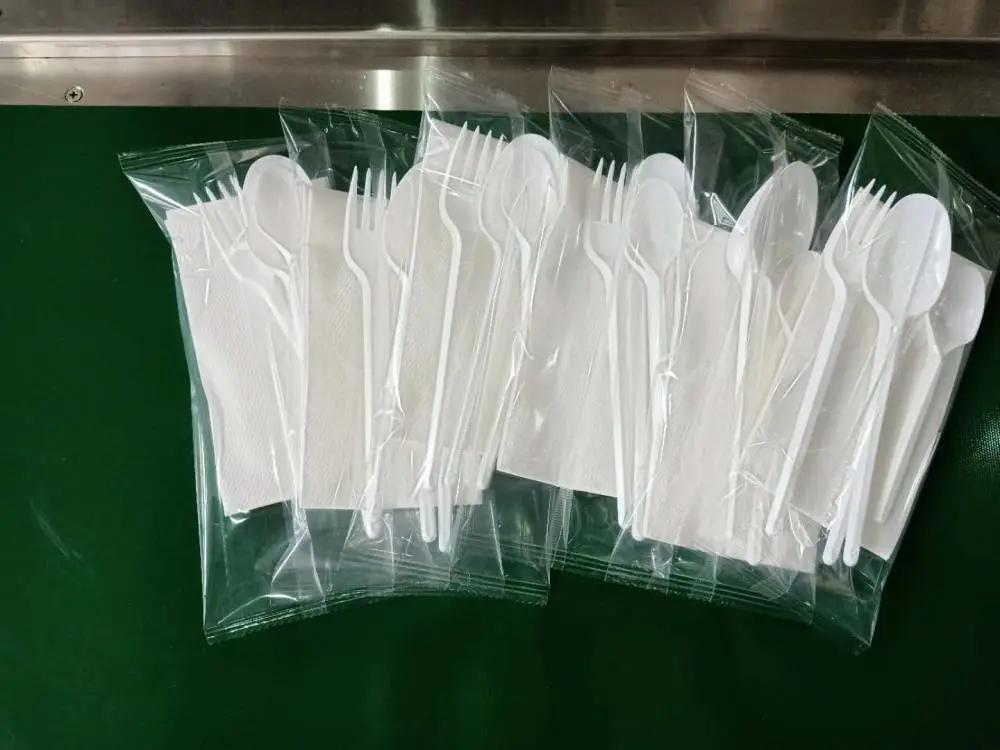一次性塑料刀叉勺包装机机器纸巾机器