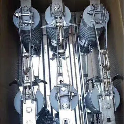 东开电气GW9-12/630隔离开关 3P 12KV/25KA 高电气寿命