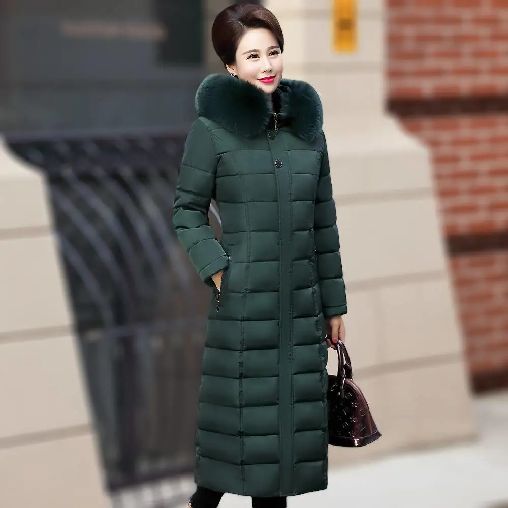地摊鞋子批发货源毛领棉衣保暖连帽外套女士棉衣地摊货源批发义乌中老年服装批发