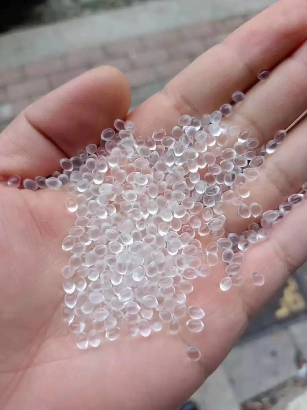 聚乙烯B5703 HDPE 燕山石化 透明级 小中空吹塑料瓶桶