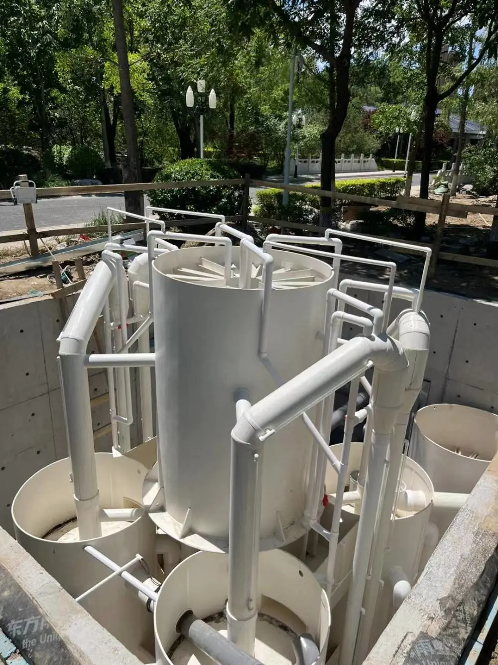 泳池砂缸过滤器 直径1.0米 顶装式 家用自动清洗