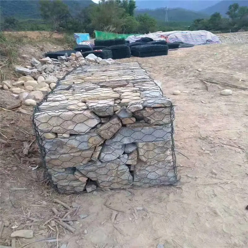 安装 锌铝合金格宾网箱 石笼网图片大全