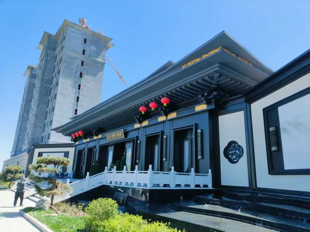 新中式钢结构门楼小区大门屋檐售楼部景观廊亭包板不锈钢门头