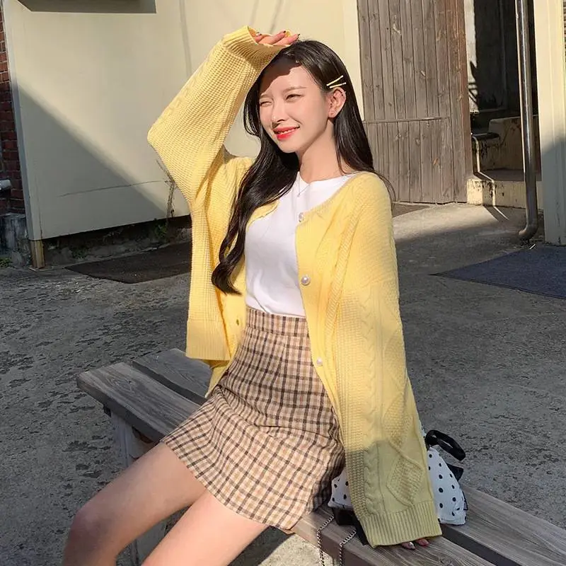 2-5元服装批发是真的吗新款洋气撞色毛衣女士服装尾货回收平台