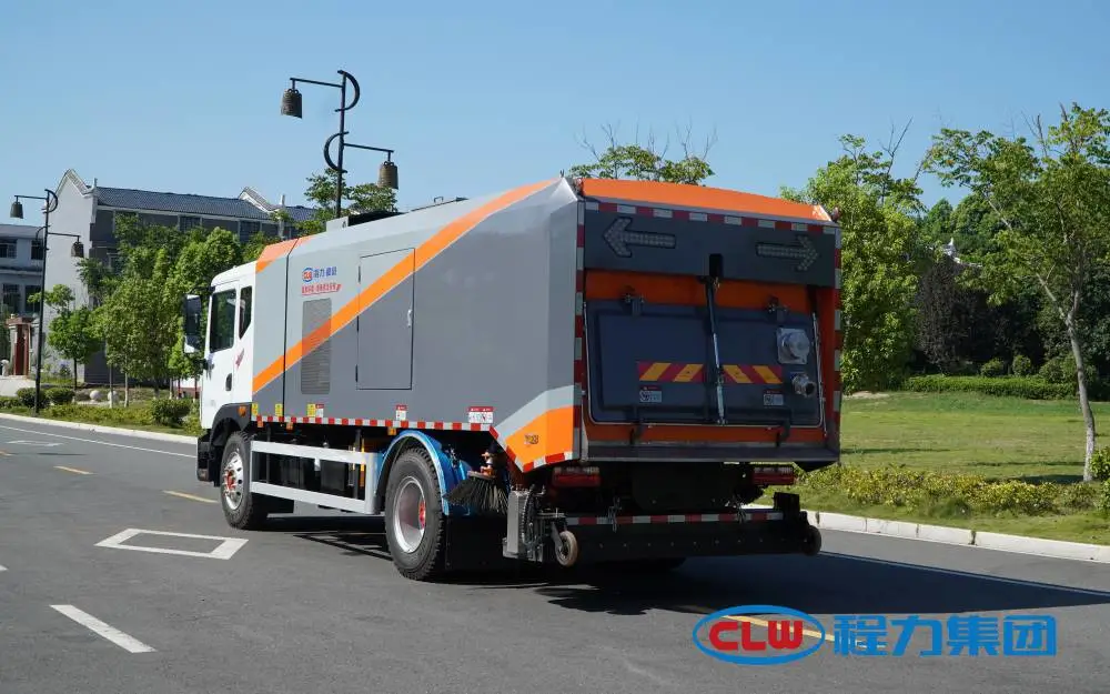 途逸干式吸尘车4吨后置吸尘车直销