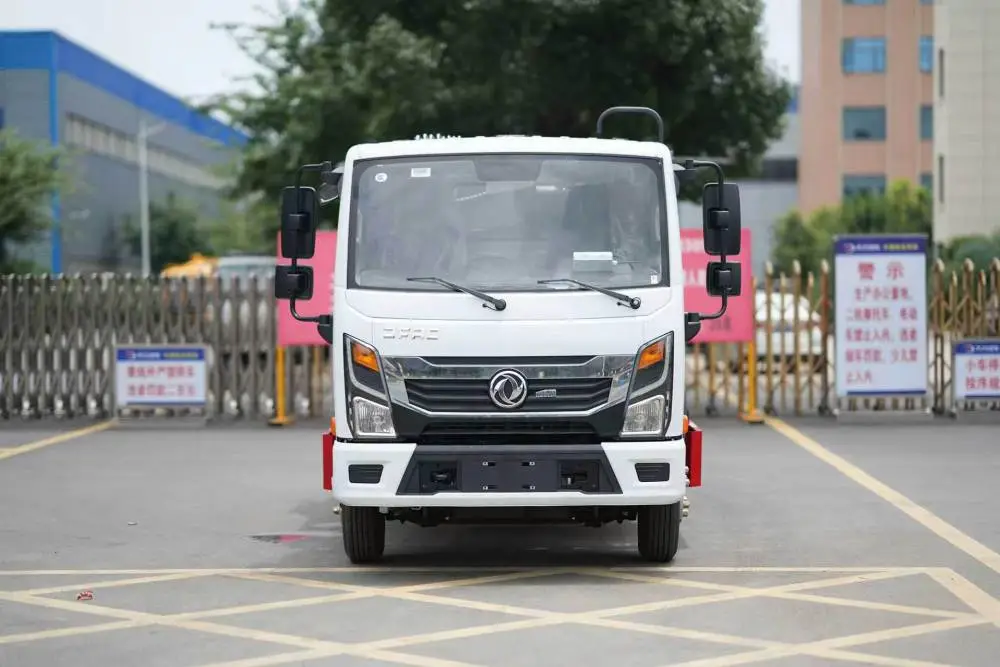 15方东风D9压缩垃圾车 垃圾收集运输车 市政环卫 重量轻 整车不超重