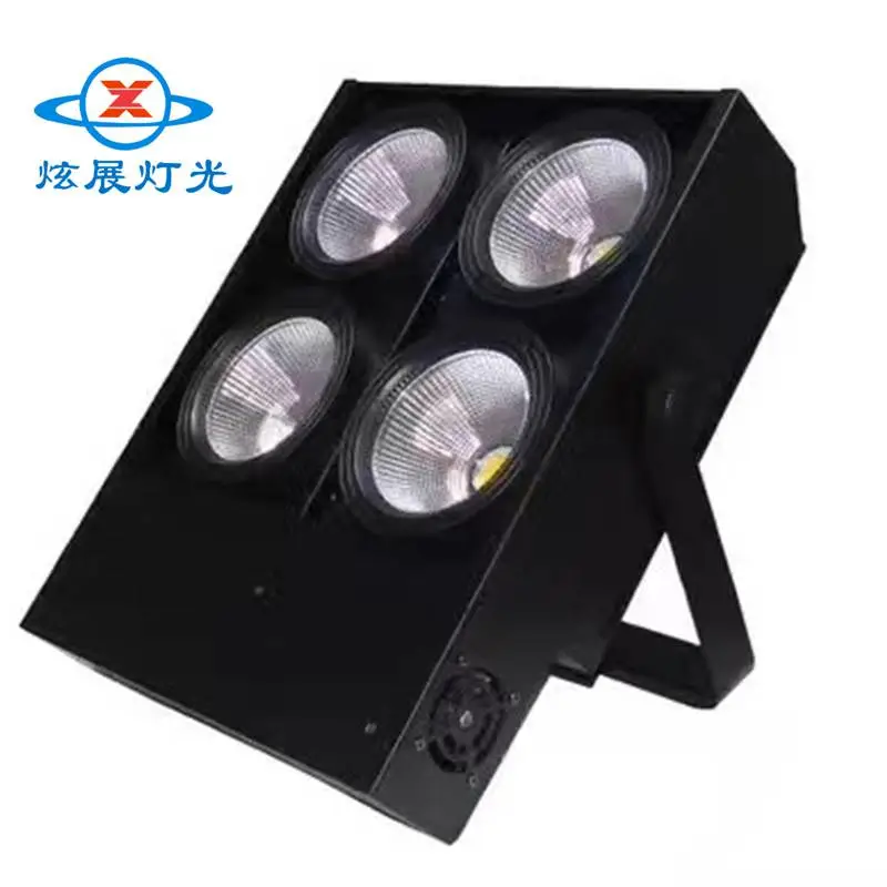 金昌摇头换色探照灯 空中玫瑰厂家 依利达探照灯