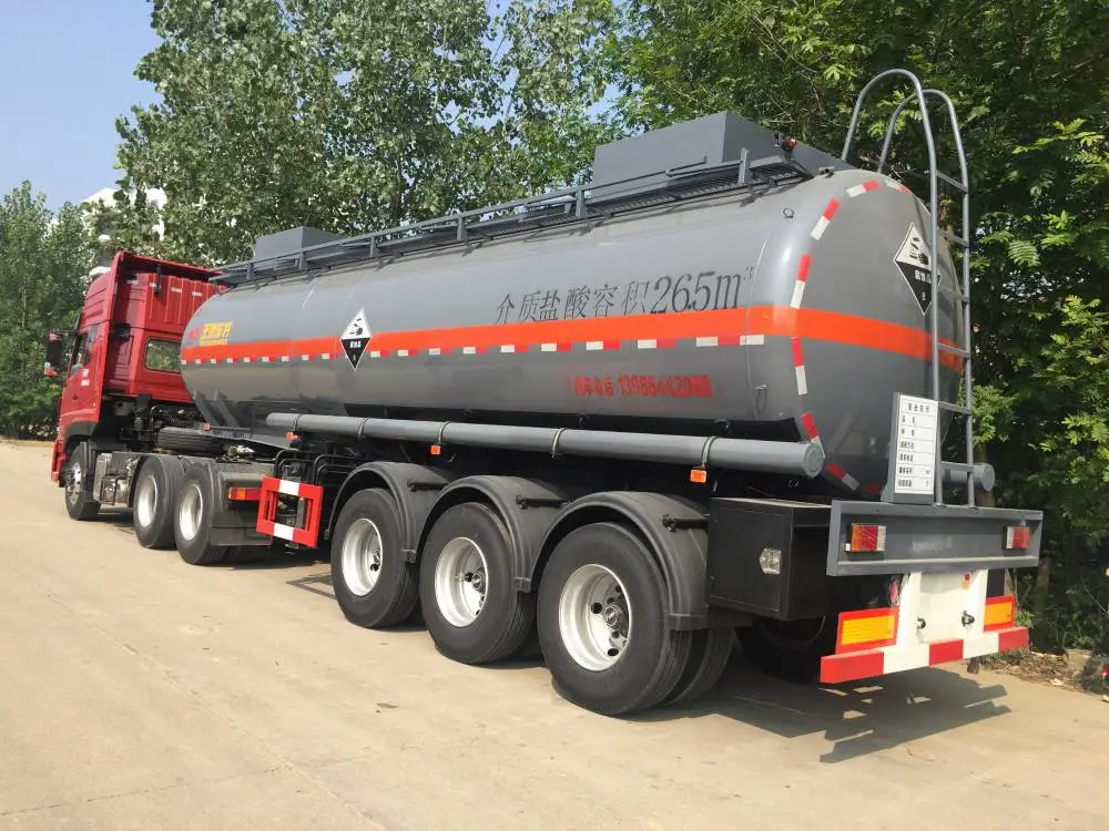 2020年危险品罐车,酸钢衬塑罐车 内衬PE运输罐车***格