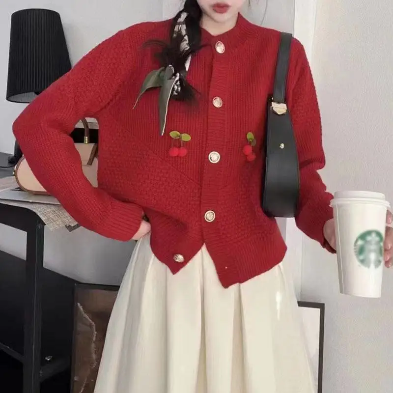 重庆5元服装批发市场秋冬新款修身显瘦纯色哪里有服装尾货批发市场