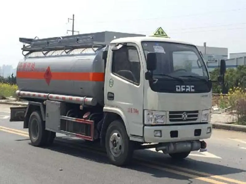 广西来宾金秀厂价直销铝合金油罐车5至8吨加油车 运油车