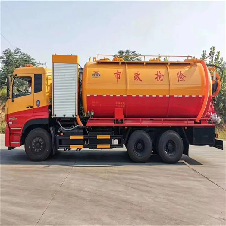 天津东风小型吸污车厂家供应