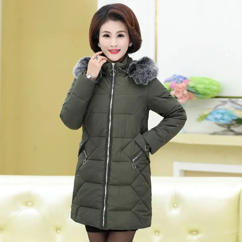如果开服装店如何起步外套保暖羽绒棉袄杂款大码外套女款棉衣冬装武汉中老年服装批发