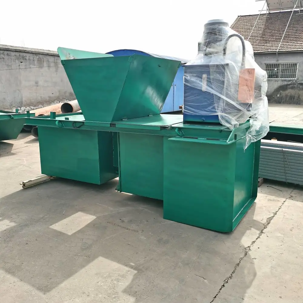 多功能V型水渠滑膜机 水泥梯形水渠滑模机 矩形水渠现浇滑模机