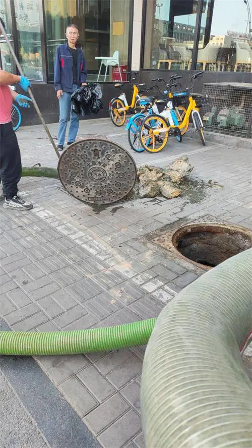 太原市东峰路疏通下水道安装水***水管暖气维修马桶脸盆漏水除臭
