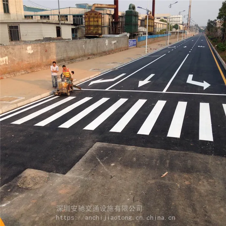 深圳厂房热熔划线 检测站热熔标线施工多年经验