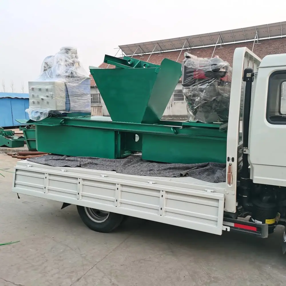 V型水渠自动滑膜机 现浇U型水渠成型机 水渠自走滑模机
