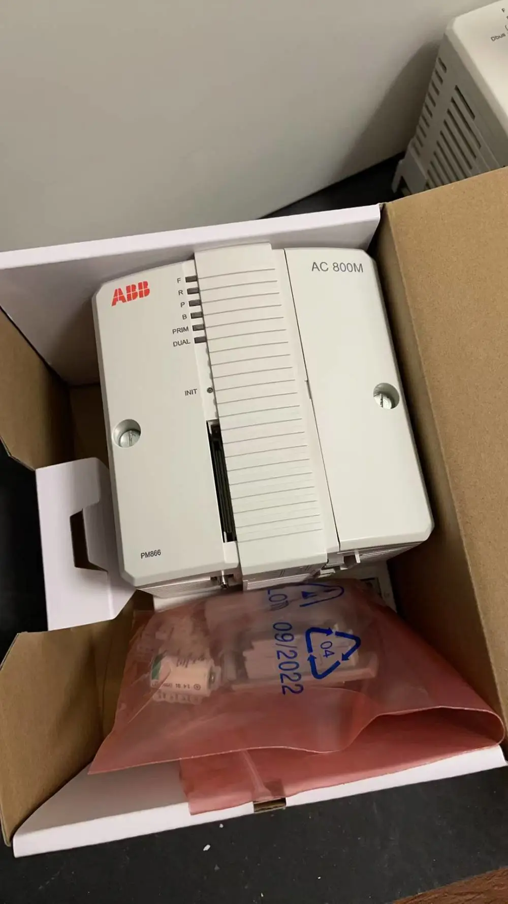 ACS800-01-0060-3+P901+D150+N652变频器 现货