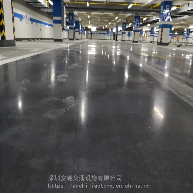 安驰交通专业承接惠州广场混凝土压花地坪漆 复古地坪施工厂家