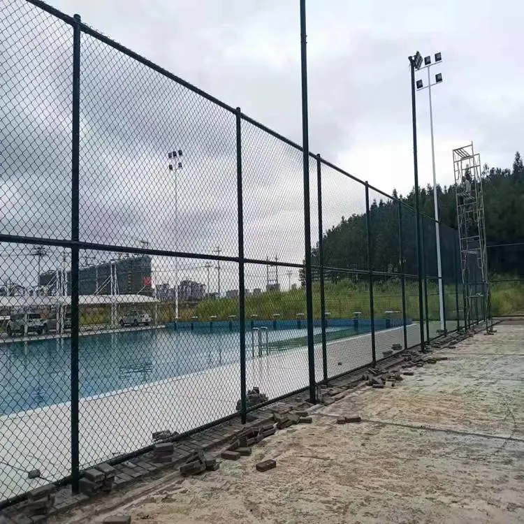 【涵耀】篮球场钢丝围网护栏 包塑菱形网围栏 羽毛球场隔离网厂家