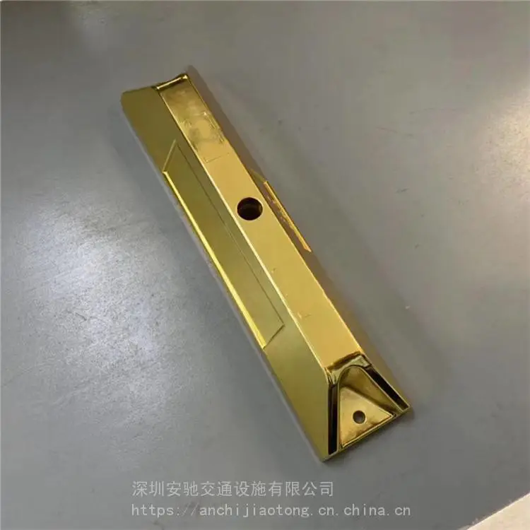 厂家供应林芝2米型钢器 挡轮杆