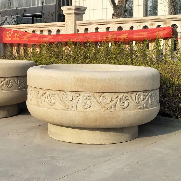 石雕花盆加工 酒店摆设花盆广场花盆雕塑花盆黄锈石花钵 英翰雕刻厂家