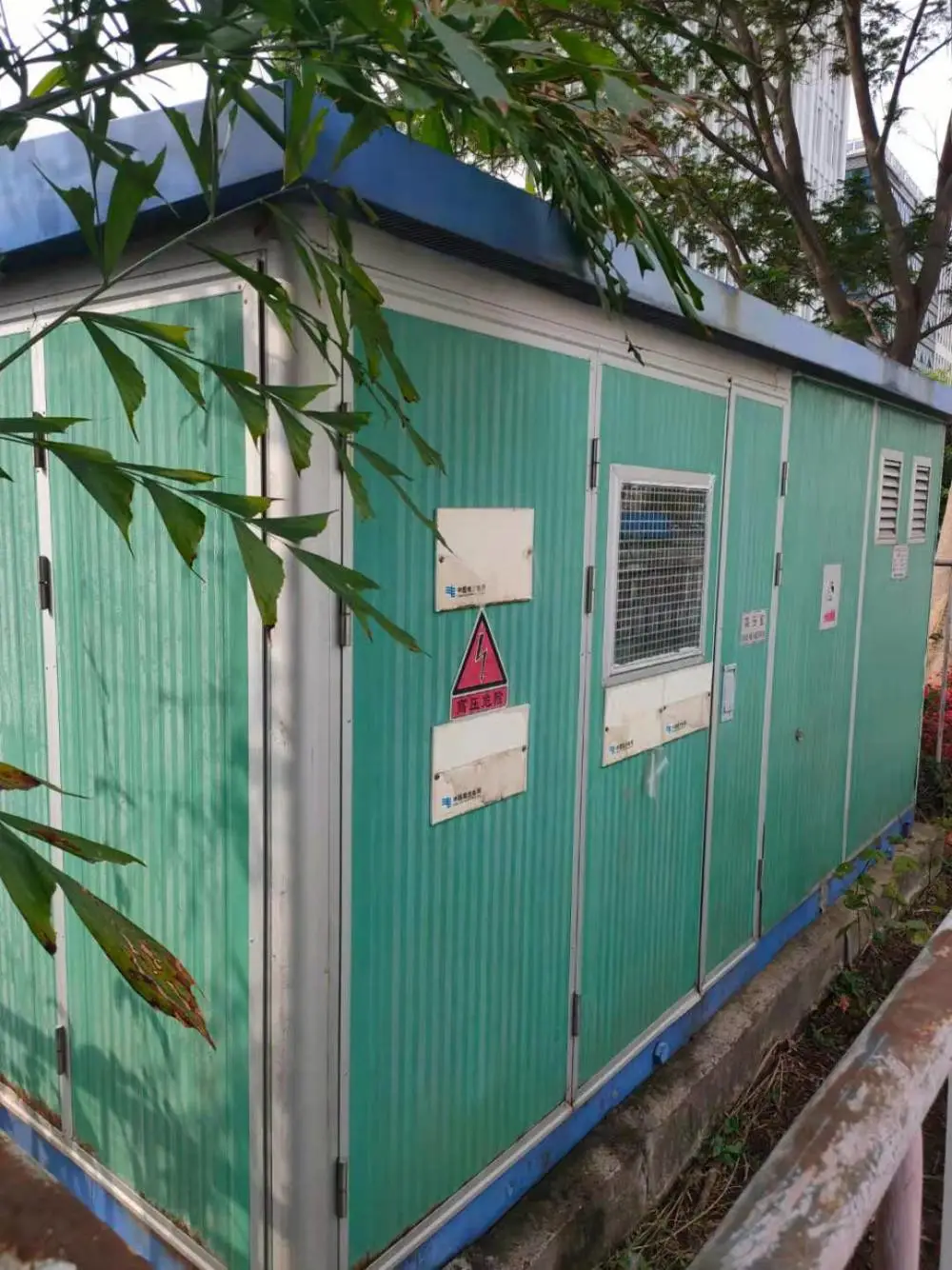 油式变压器回收 东莞免费上门高压配电室回收厂家