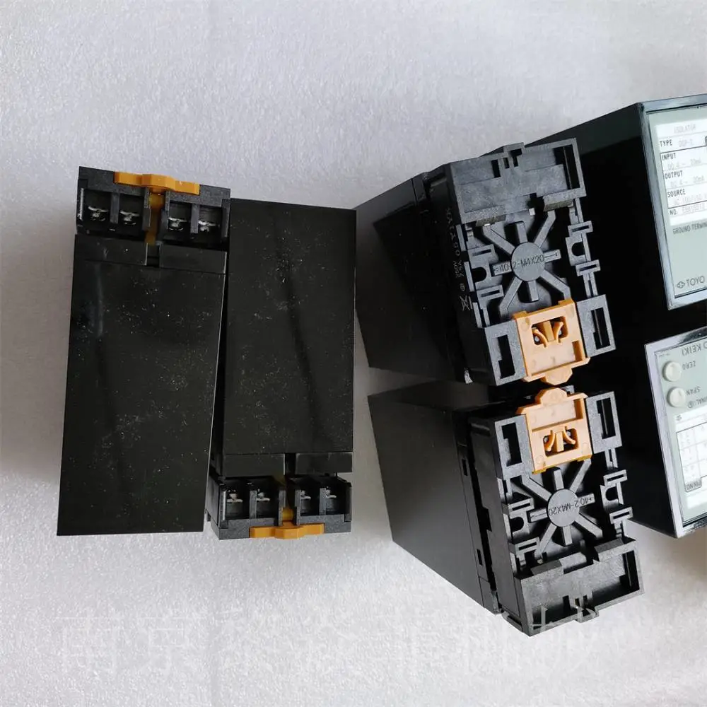 日本TOYOKEIKI东洋计器 插入式转换器（隔离 2 输出） XP 系列 DXP-2L