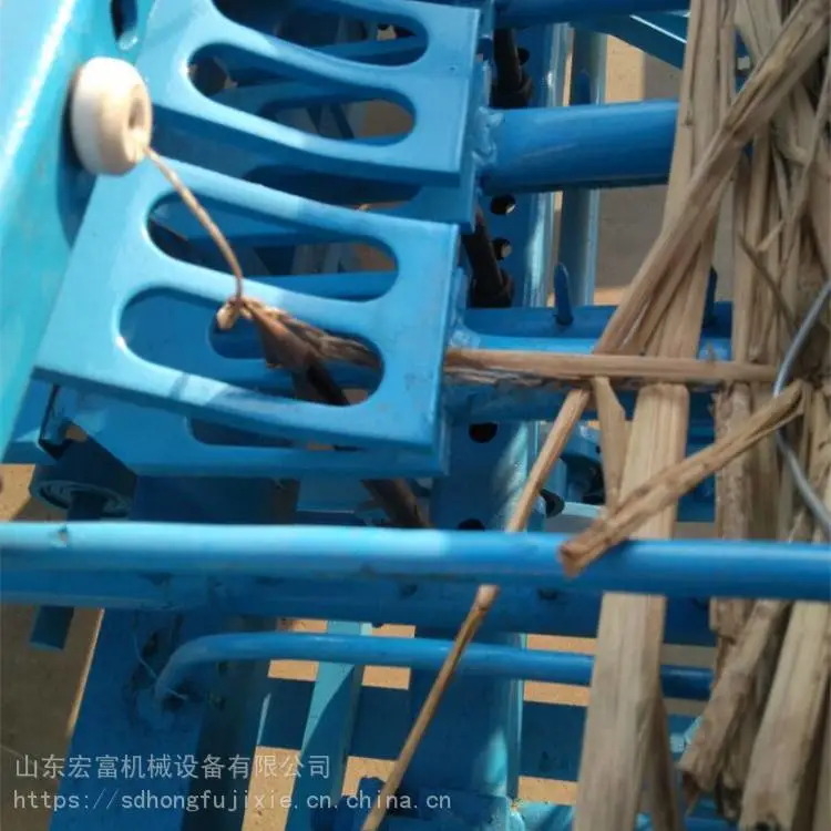 草帘编织机环保 小型家用草帘机 批发大棚草帘机 产品多