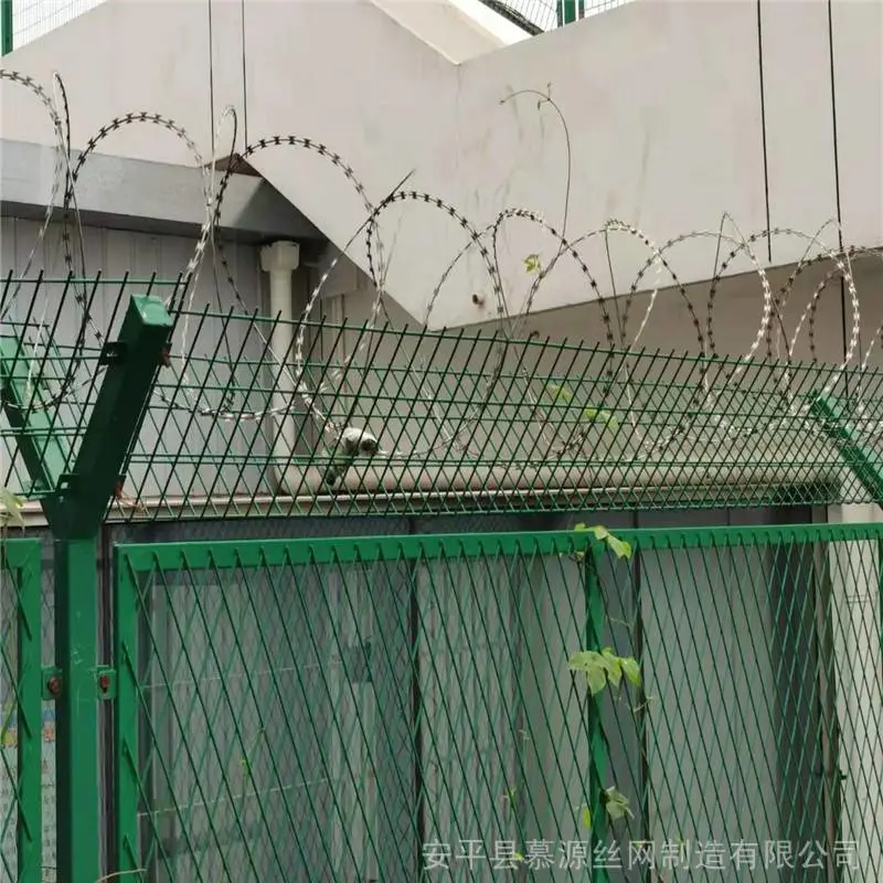 安徽阜阳 ***围墙刀刺网 ***防爬网 ***热镀锌刀刺网