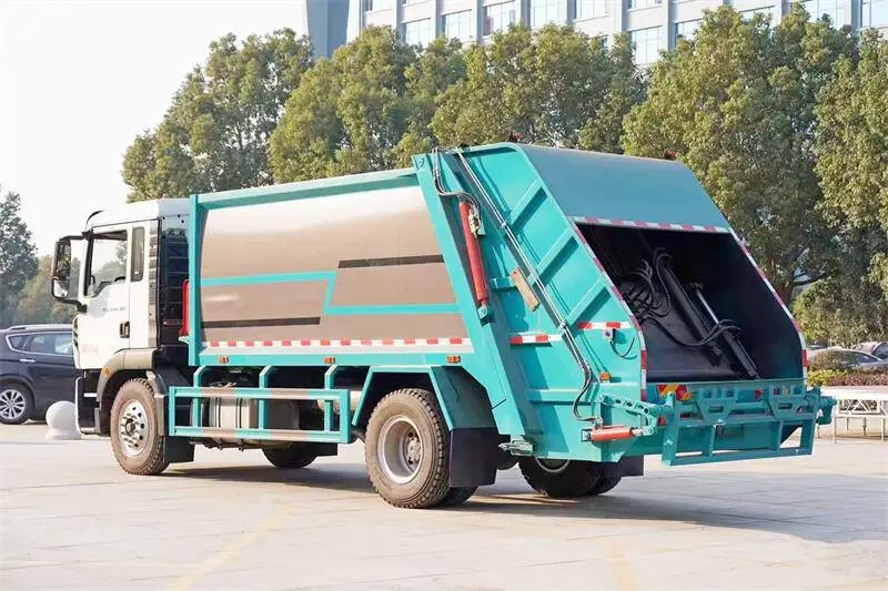 4吨垃圾车 容积2立方勾臂垃圾车