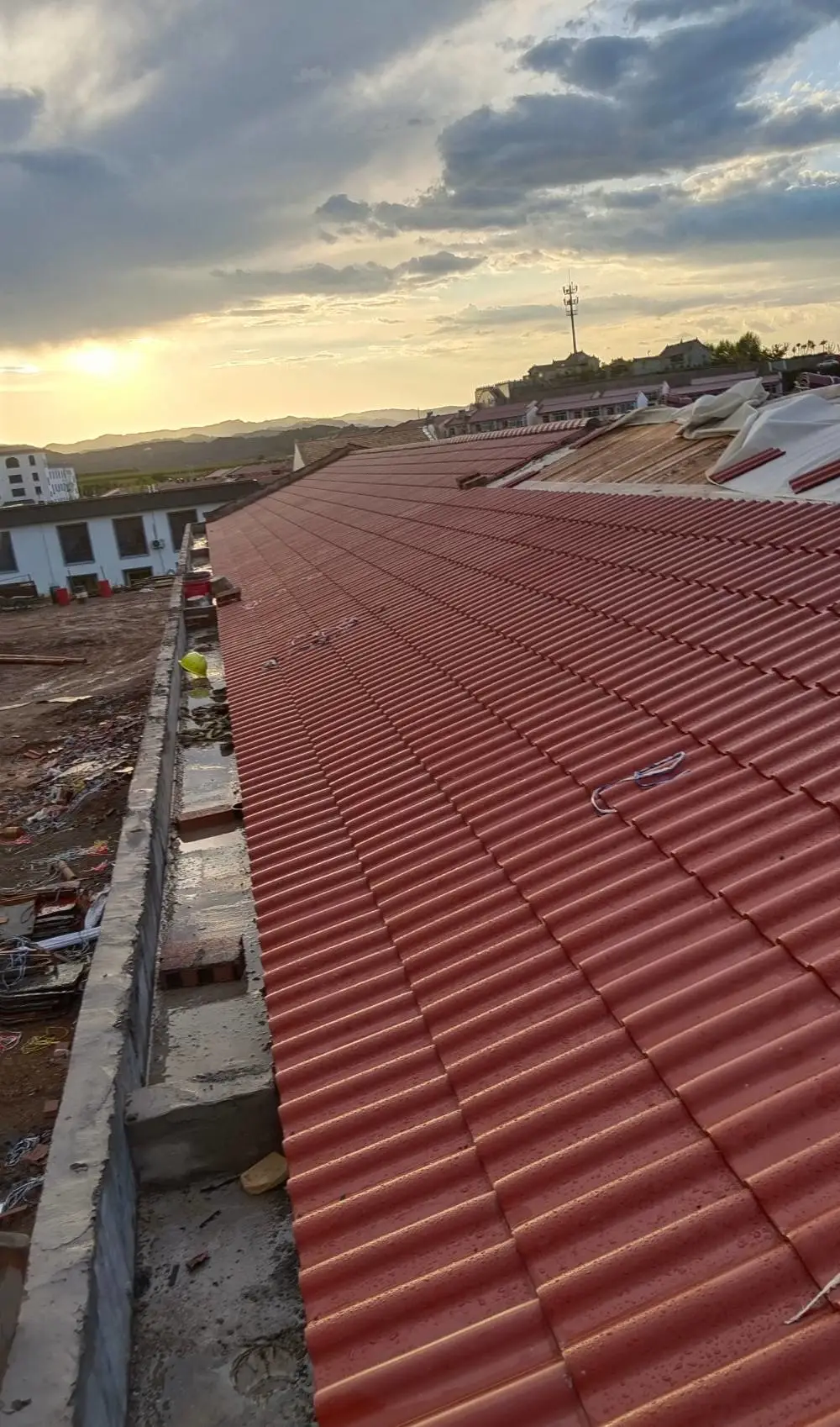 专业挂瓦队 永年盖瓦队 邯郸屋面瓦施工队 陶瓷瓦施工 古建筑施工 淞山屋面琉璃瓦安装别墅庭院民房新农村