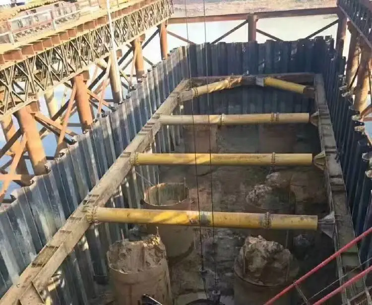 拉森钢板桩租赁：神农架钢板桩租赁