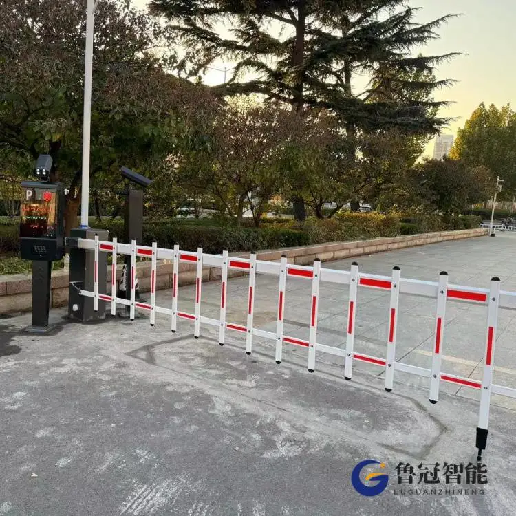 唐河县专业道闸安装门卫高速口挡车杆收费栏杆品质高效可靠