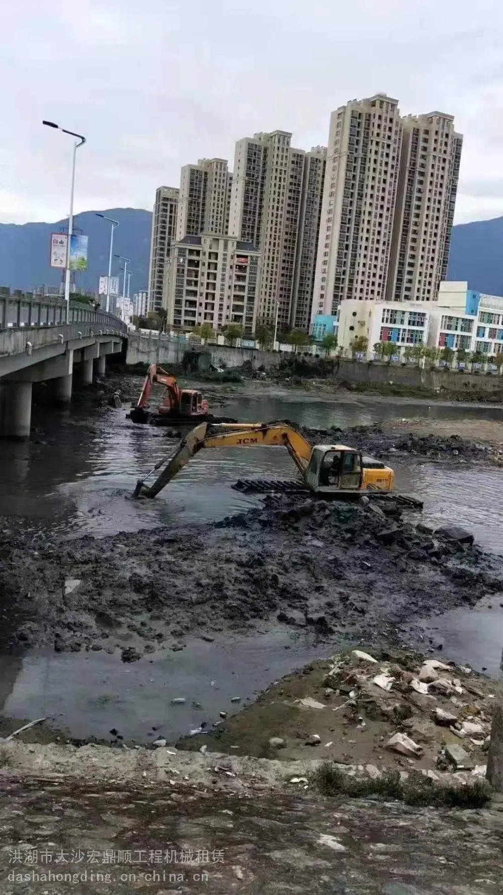 水上挖机船出租 赣州水陆挖掘机出租挖淤泥