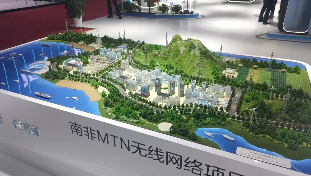 通讯行业场景电子沙盘 5G 基站通信网络布局展示模型