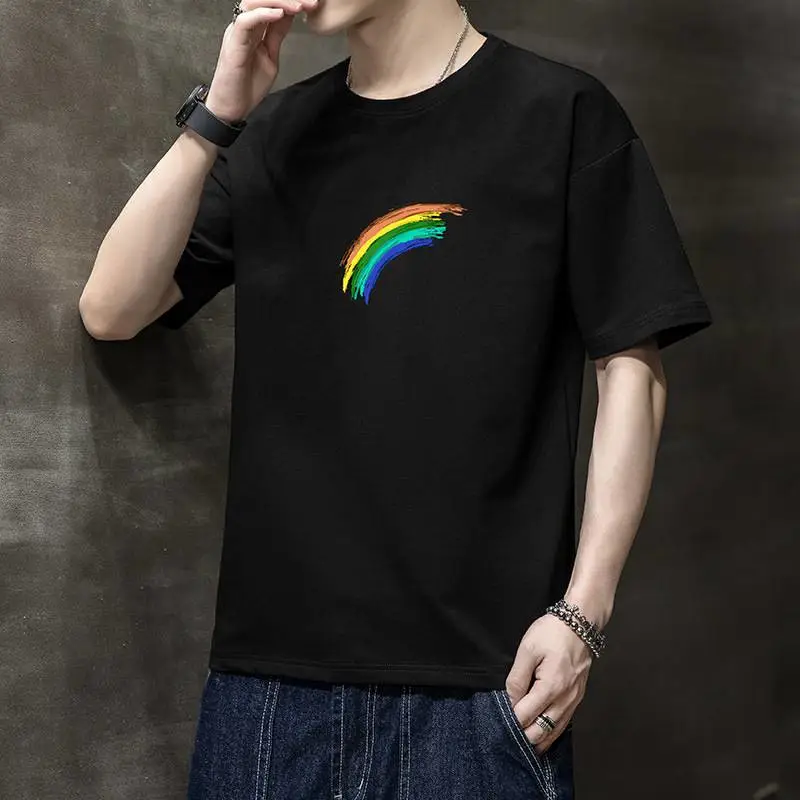 摆地摊卖衣服男装潮牌男式t恤新款哪里有便宜的地摊服装批发