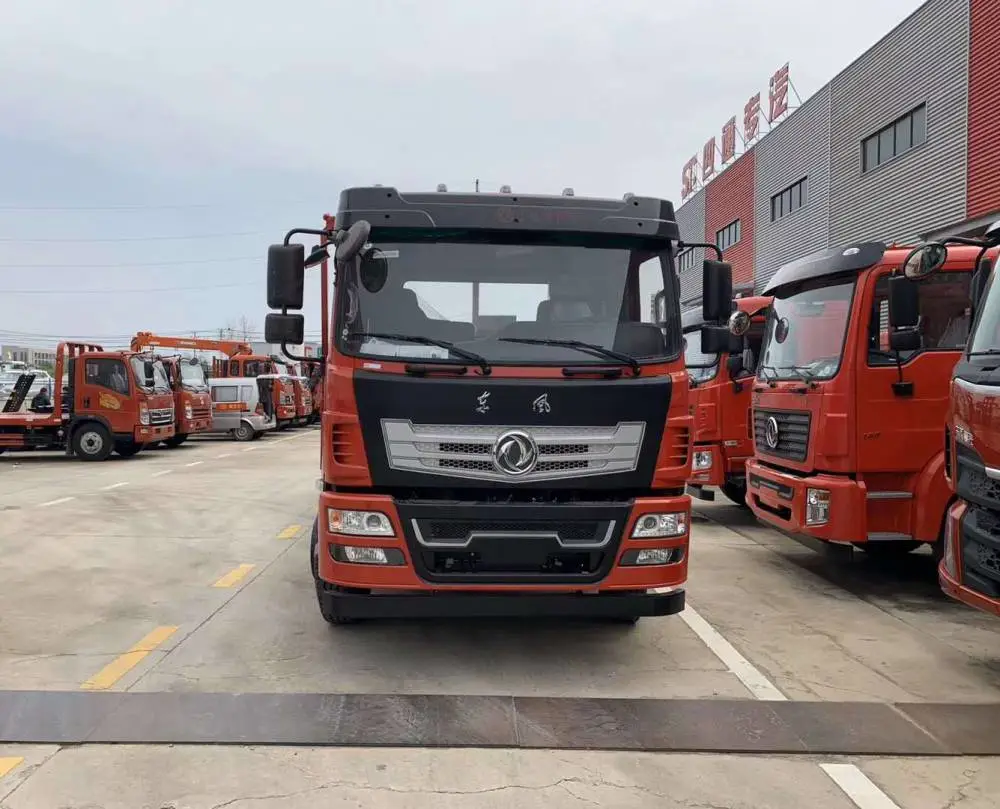 厂家定制后八轮运输车 平板运输车***格