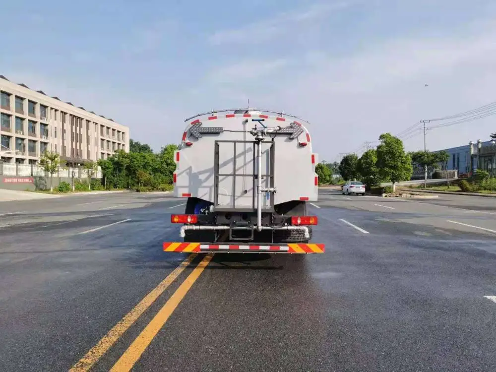 途逸蓝牌高压清洗车公路路面清洗车