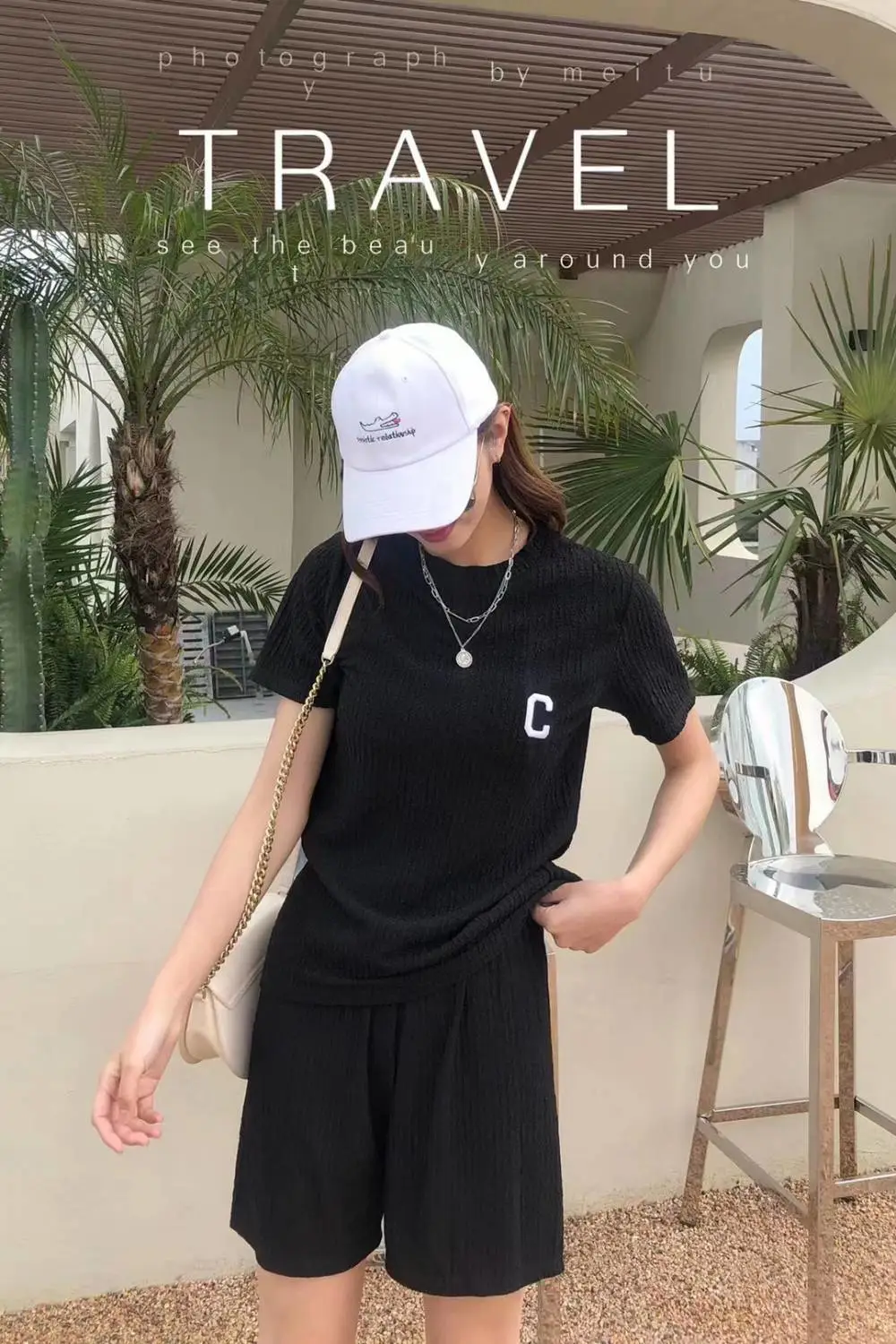 浙江嘉兴哪里有女士套装批发女学生休闲运动套装3-5元服装货源批发