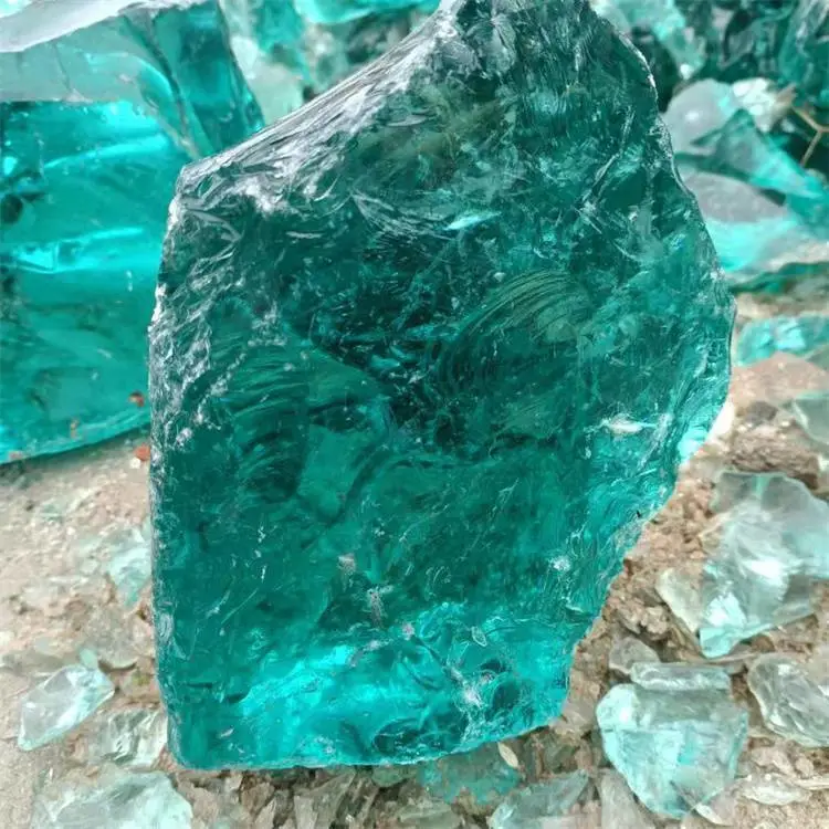 装饰造景石笼用彩色琉璃石 喷泉泳池用玻璃块 绿植铺面异型玻璃珠